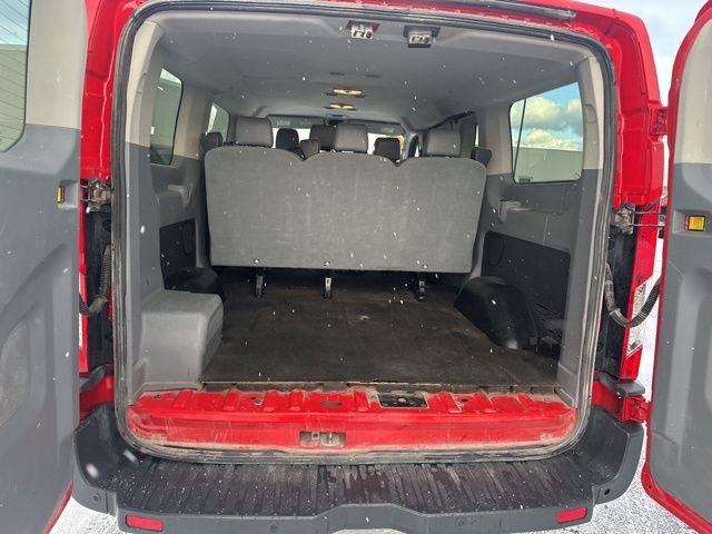 Used 2018  Ford XL image 27