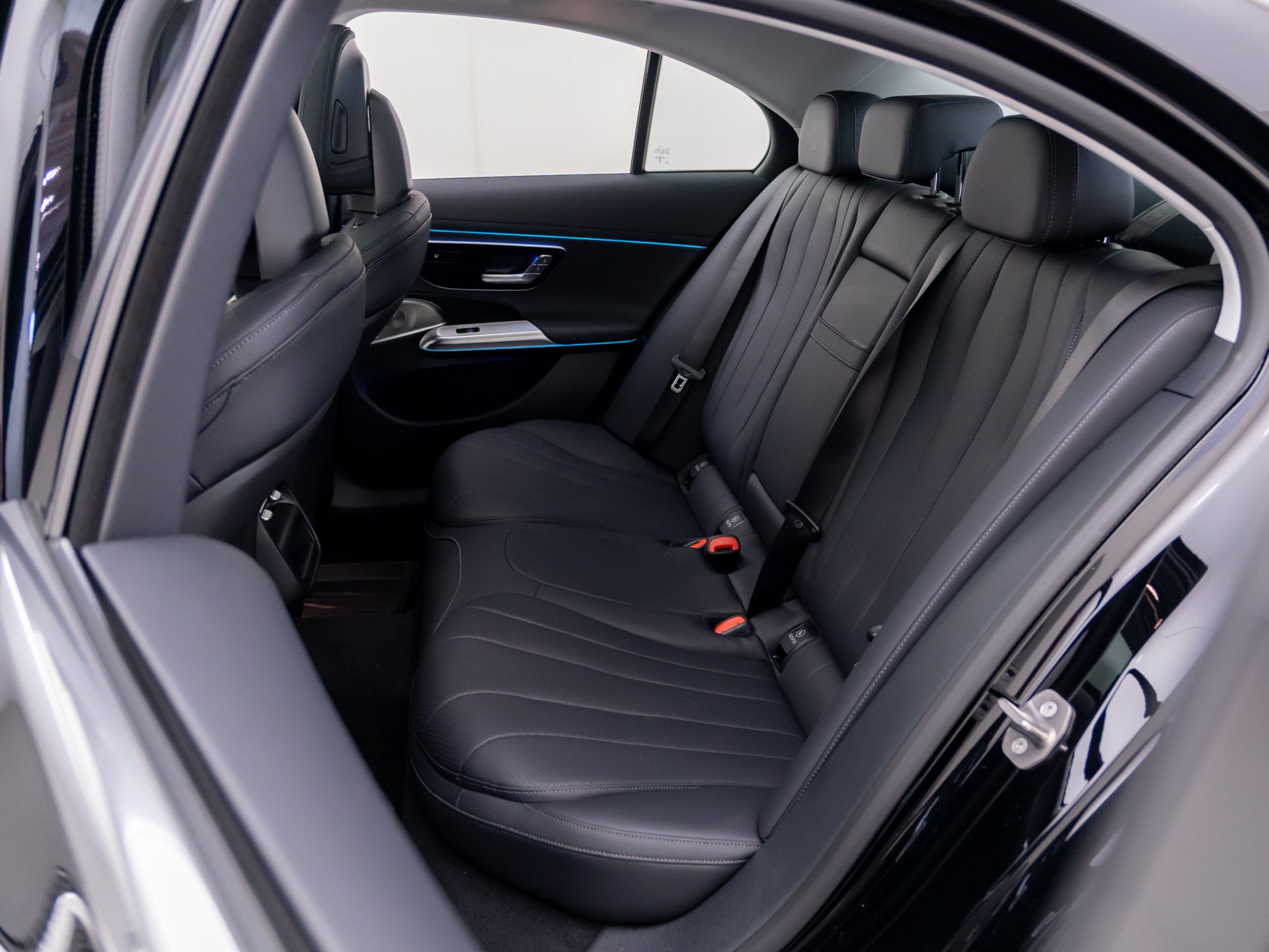 New 2027 Black Mercedes-Benz E 350 image 18