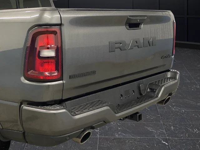 New 2026 Granite Crystal Metallic Clearcoat RAM Big Horn/Lone Star image 38