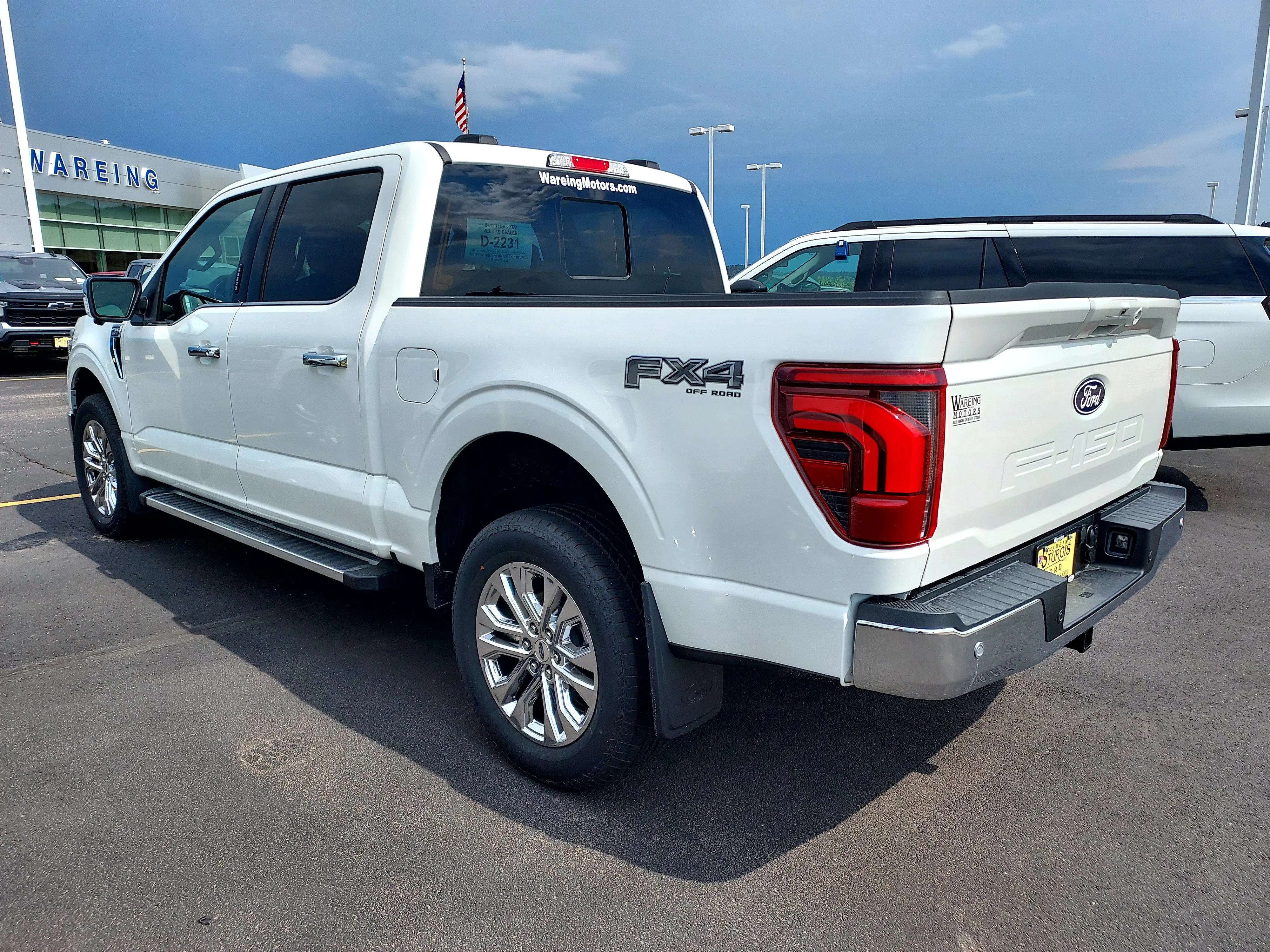 New 2026 Star White Metallic Tri-Coat Ford LARIAT image 5