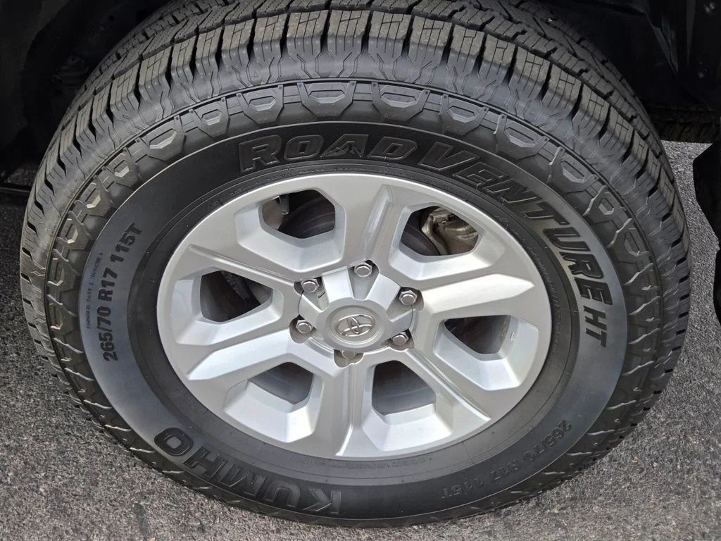 Used 2023 Silver Toyota SR5 image 11