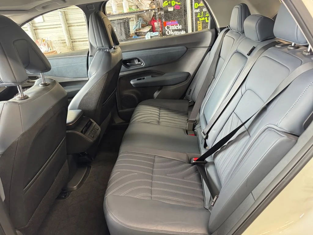 Used 2024 White Nissan PLATINUM+ e-4ORCE image 19