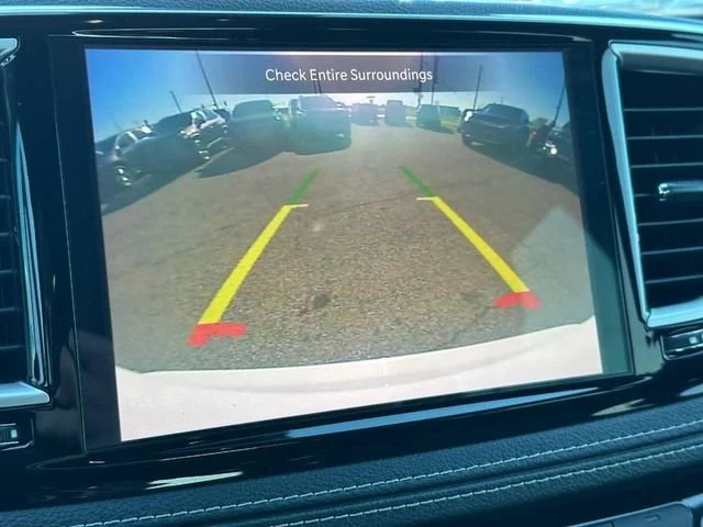 2022 Chrysler Pacifica Hybrid Touring L - Photo 24