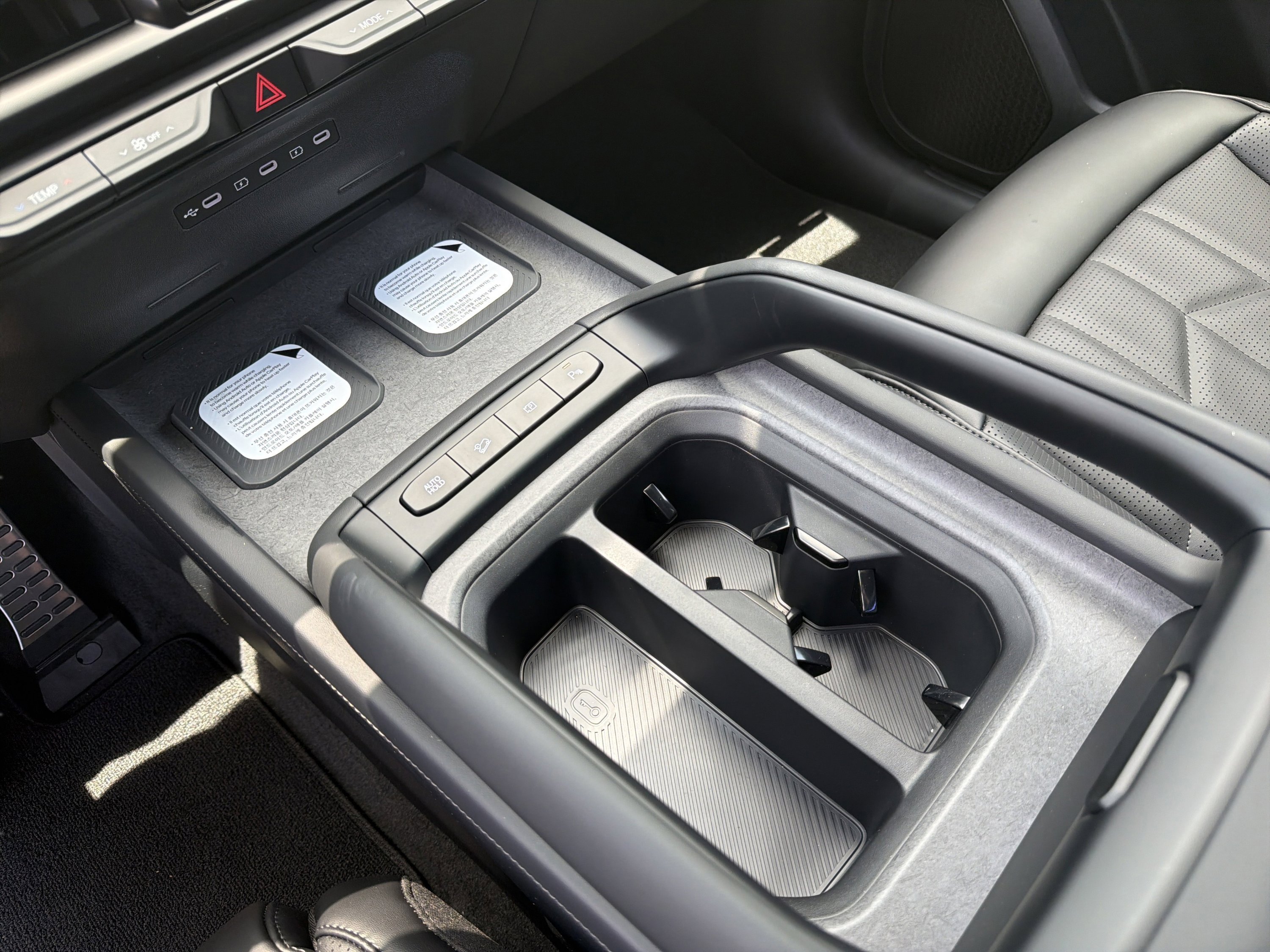 New 2027 Wolf Gray Kia X-PRO SX image 12