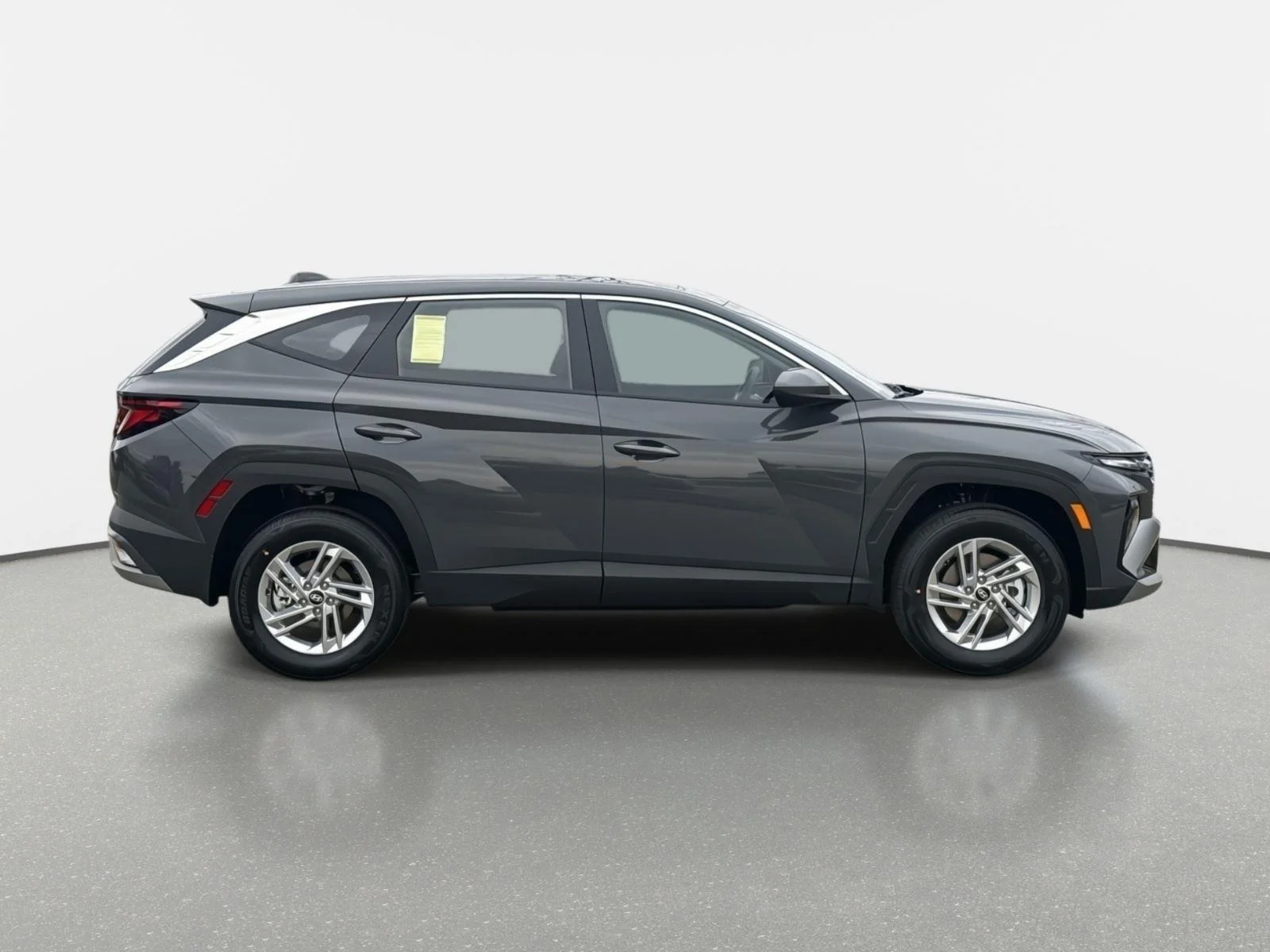 Used 2026 Ecotronic Gray Hyundai SE image 4