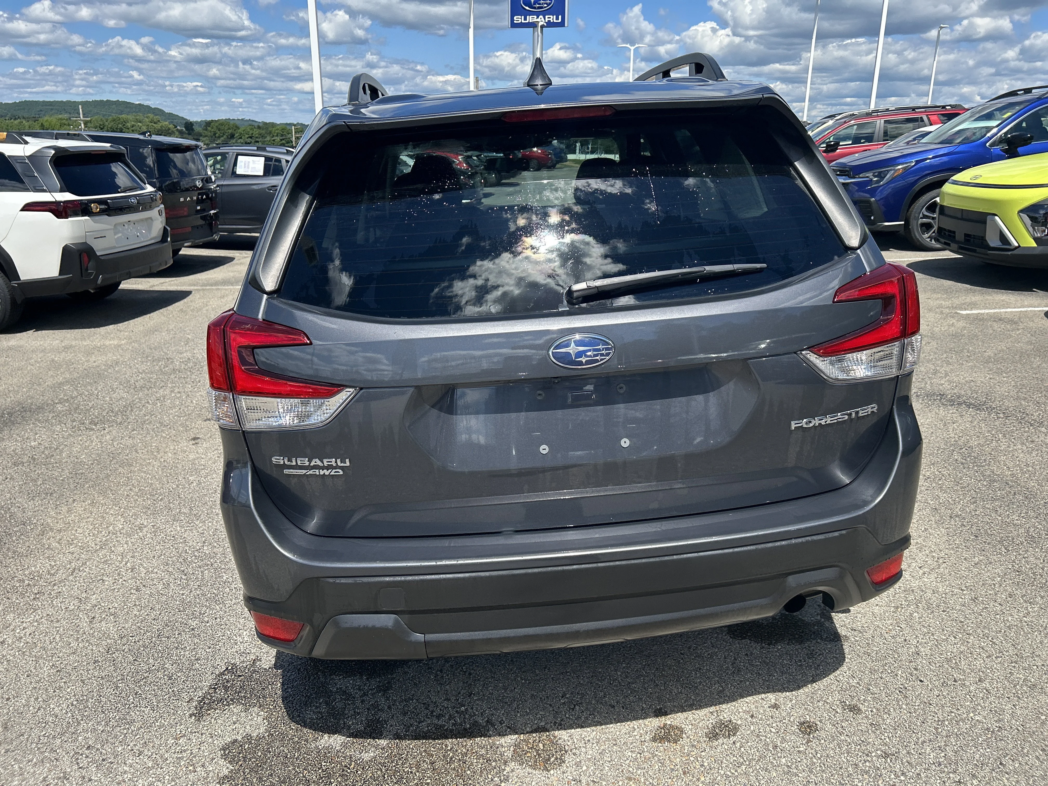 Used 2023 Magnetite Gray Metallic Subaru  image 7