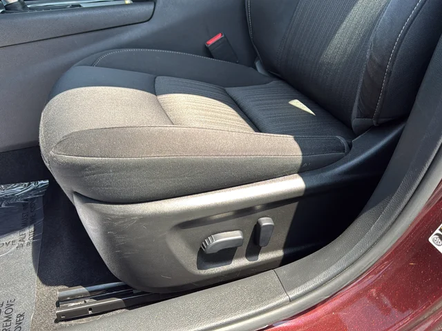 Used 2024 Red Nissan 2.5 SV image 18