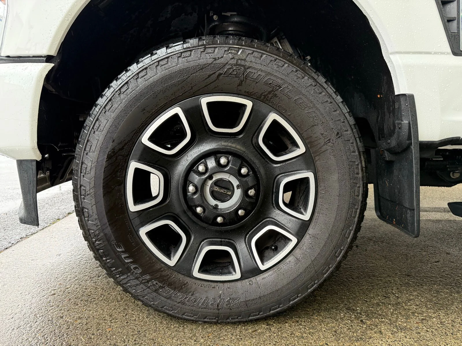 Used 2024 White Ford Platinum image 20