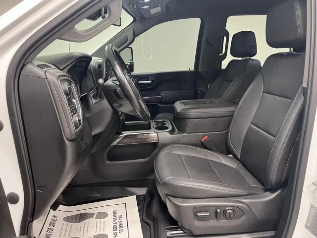 Used 2022 White Chevrolet LTZ image 19
