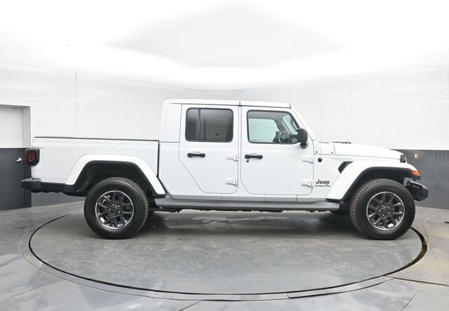Used 2020 White Jeep Overland image 10
