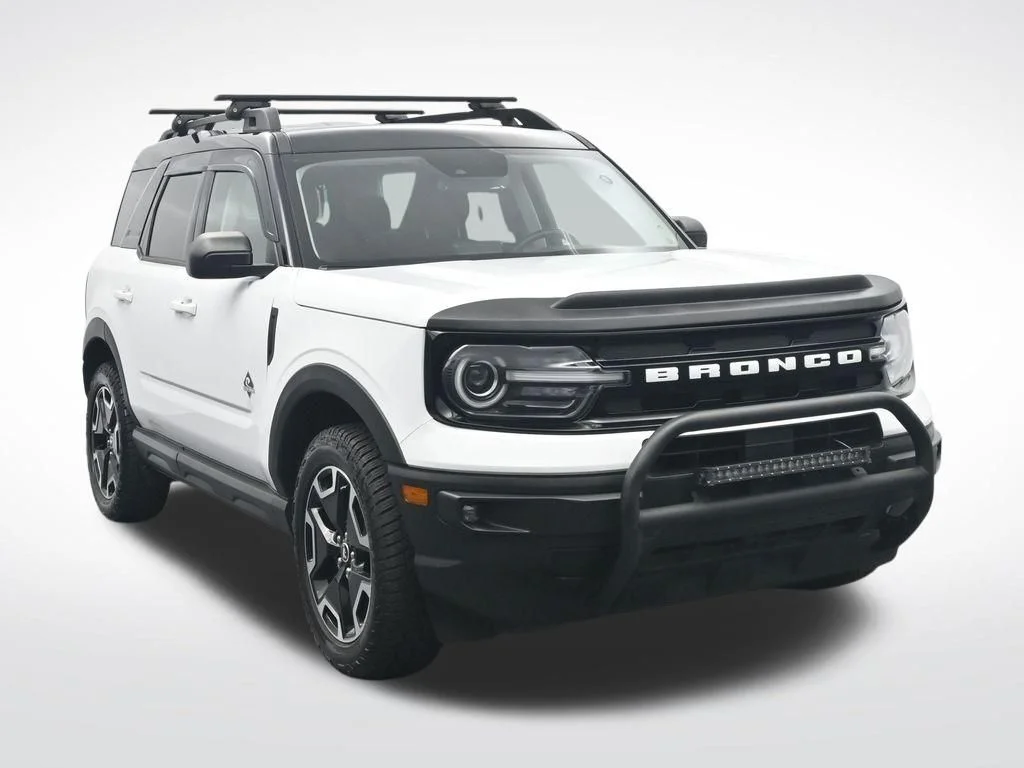 Used 2023 Oxford White Ford Outer Banks image 3