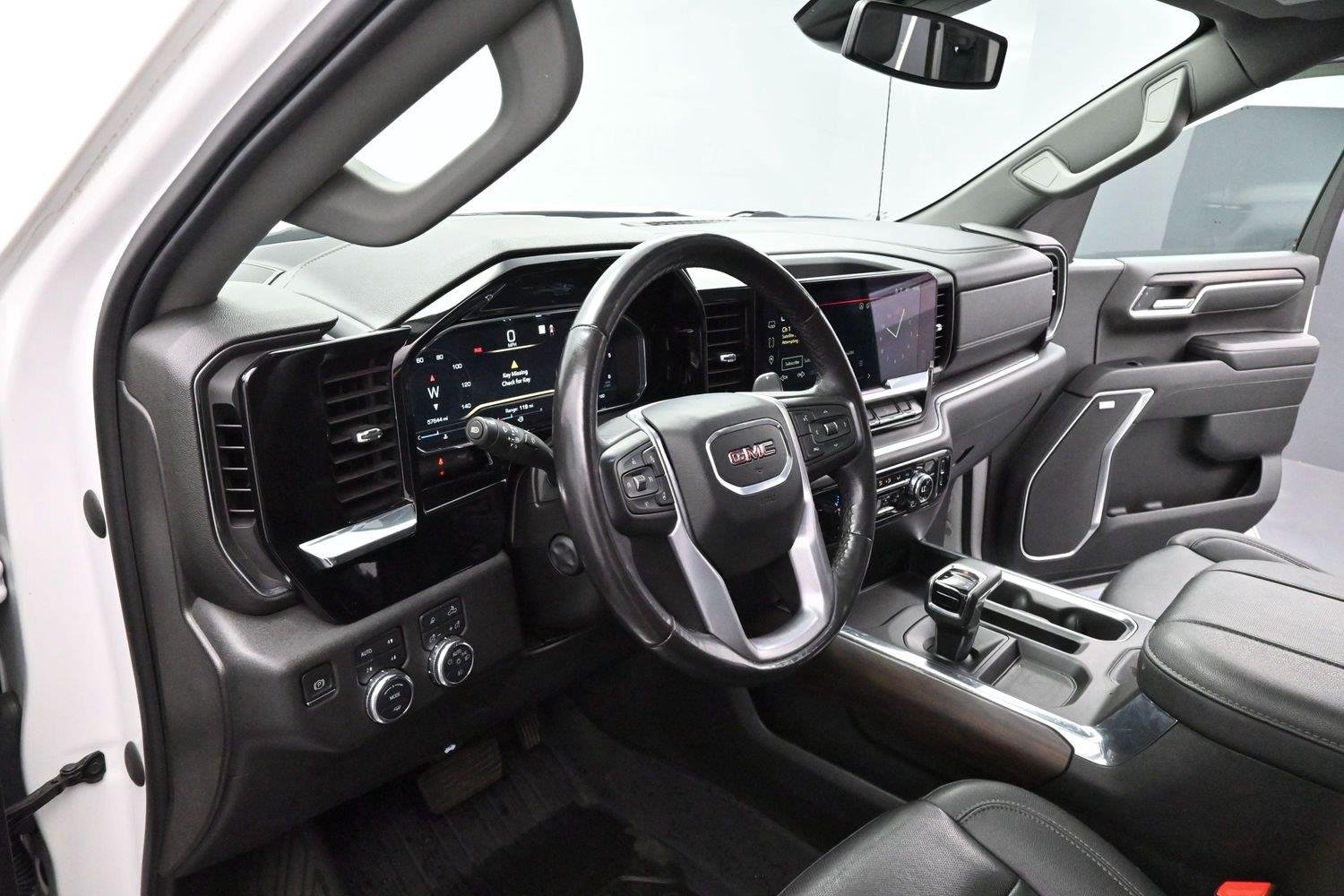 Used 2023 White Frost Tricoat GMC SLT image 13