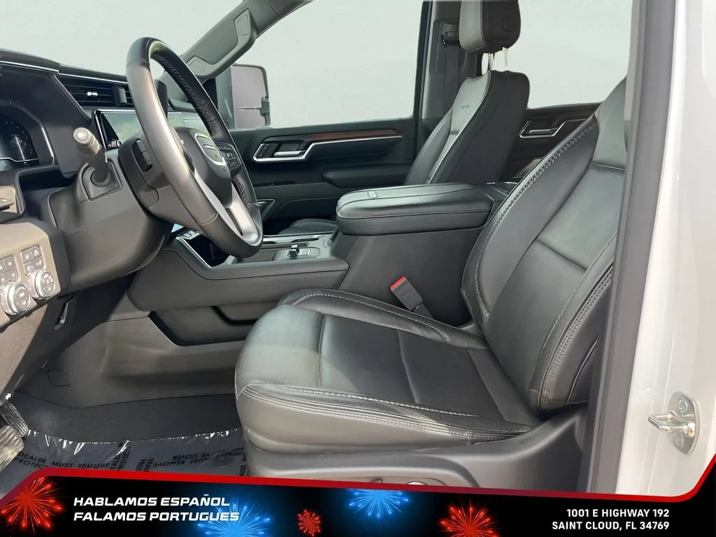 Used 2025 Summit White GMC Denali image 10