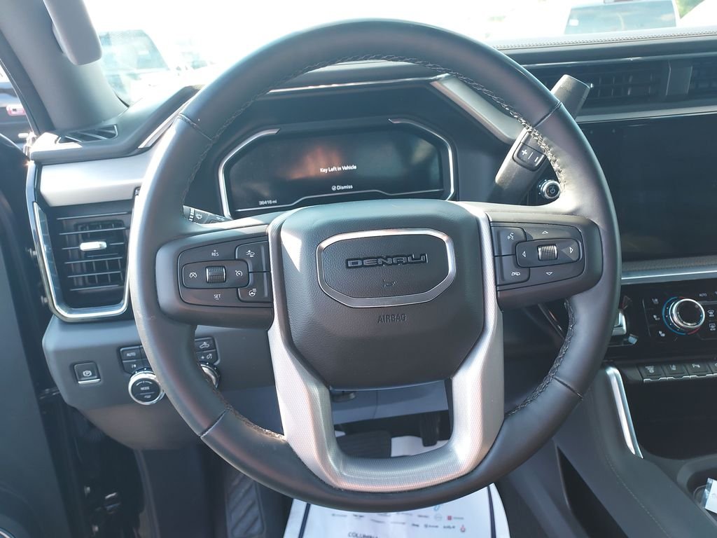 Used 2025 Black GMC Denali image 15