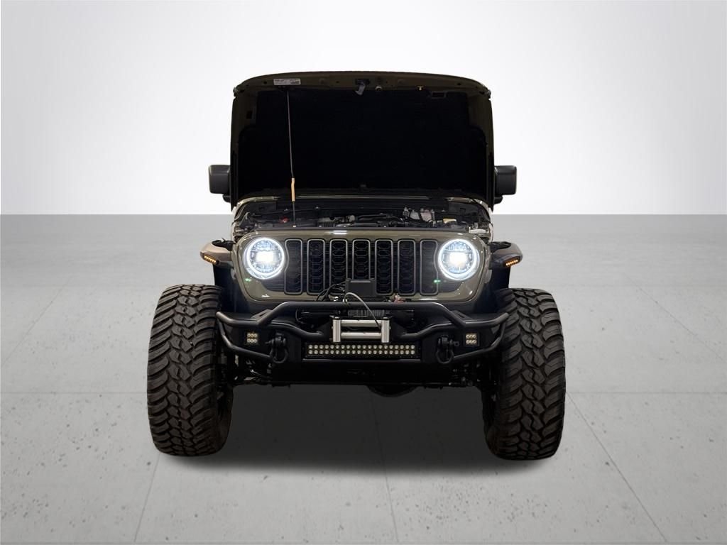 Used 2025 41 Jeep Rubicon image 5