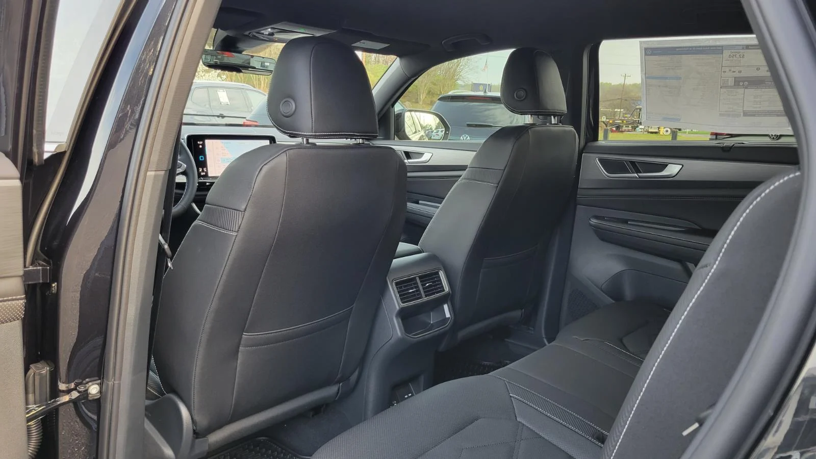 New 2026 Deep Black Pearl Volkswagen 2.0T SE w/Technology image 35