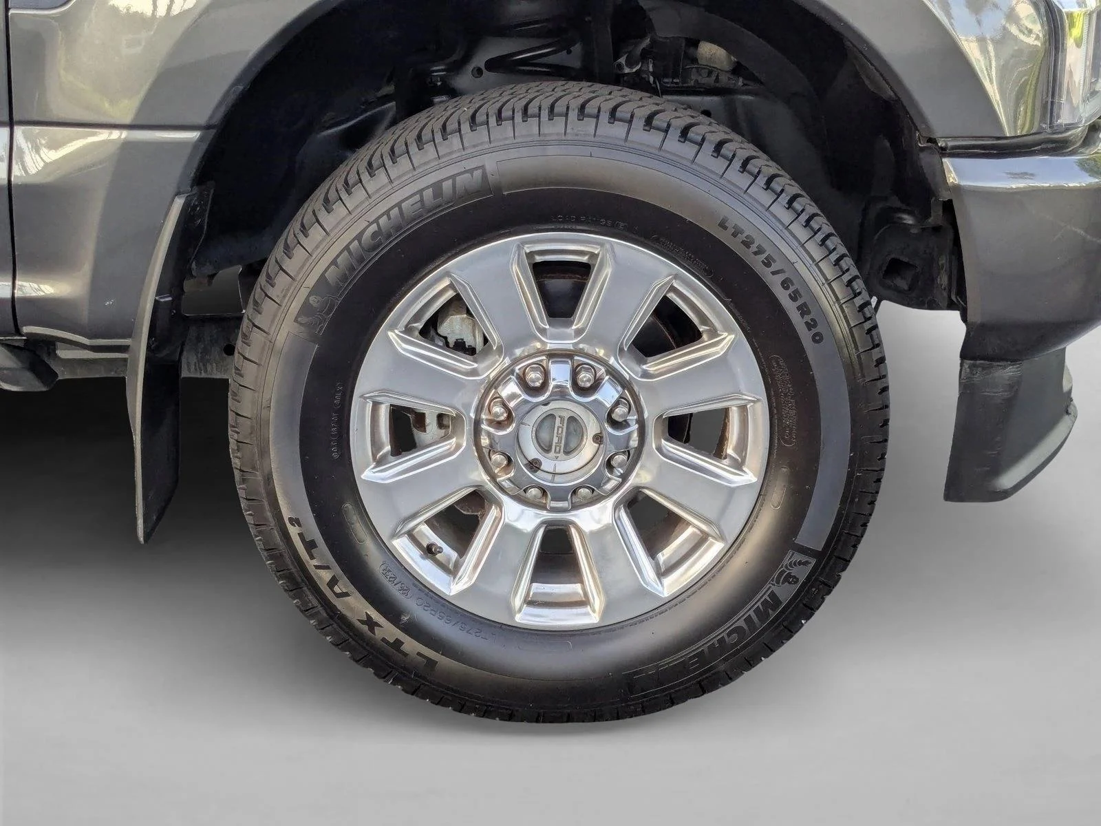 Used 2020 Magnetic Metallic Ford Platinum image 22