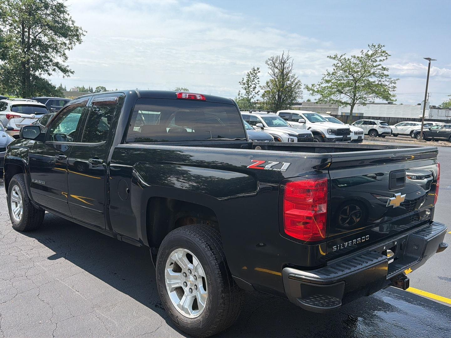 Used 2018 Black Chevrolet LT image 4
