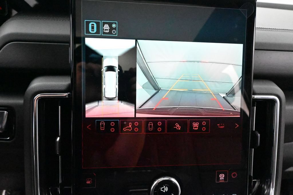2026 GMC Yukon XL Denali - Photo 15