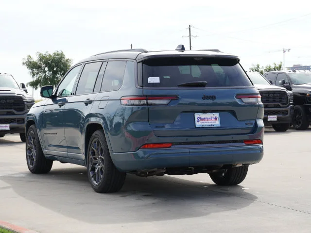 New 2027 Steel Blue Jeep Summit image 15