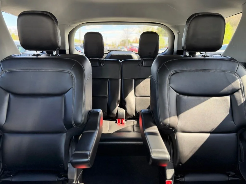 Used 2022 Blue Ford XLT image 25