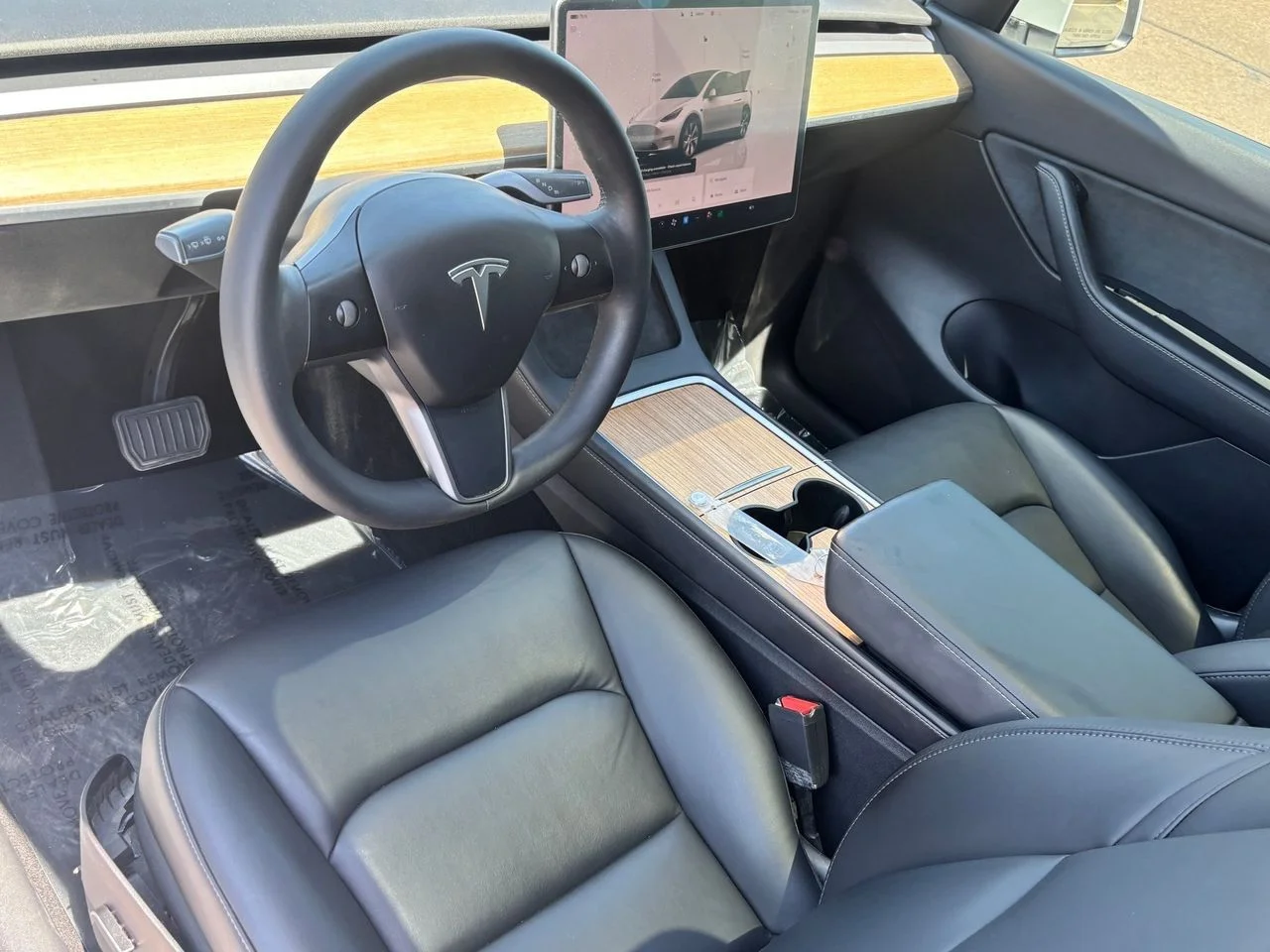 2022 Tesla Model Y Long Range - Photo 16