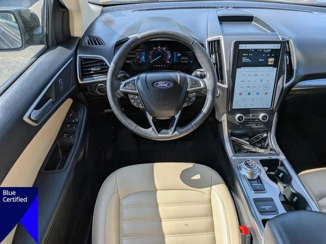 Used 2022 Black Ford SEL image 28