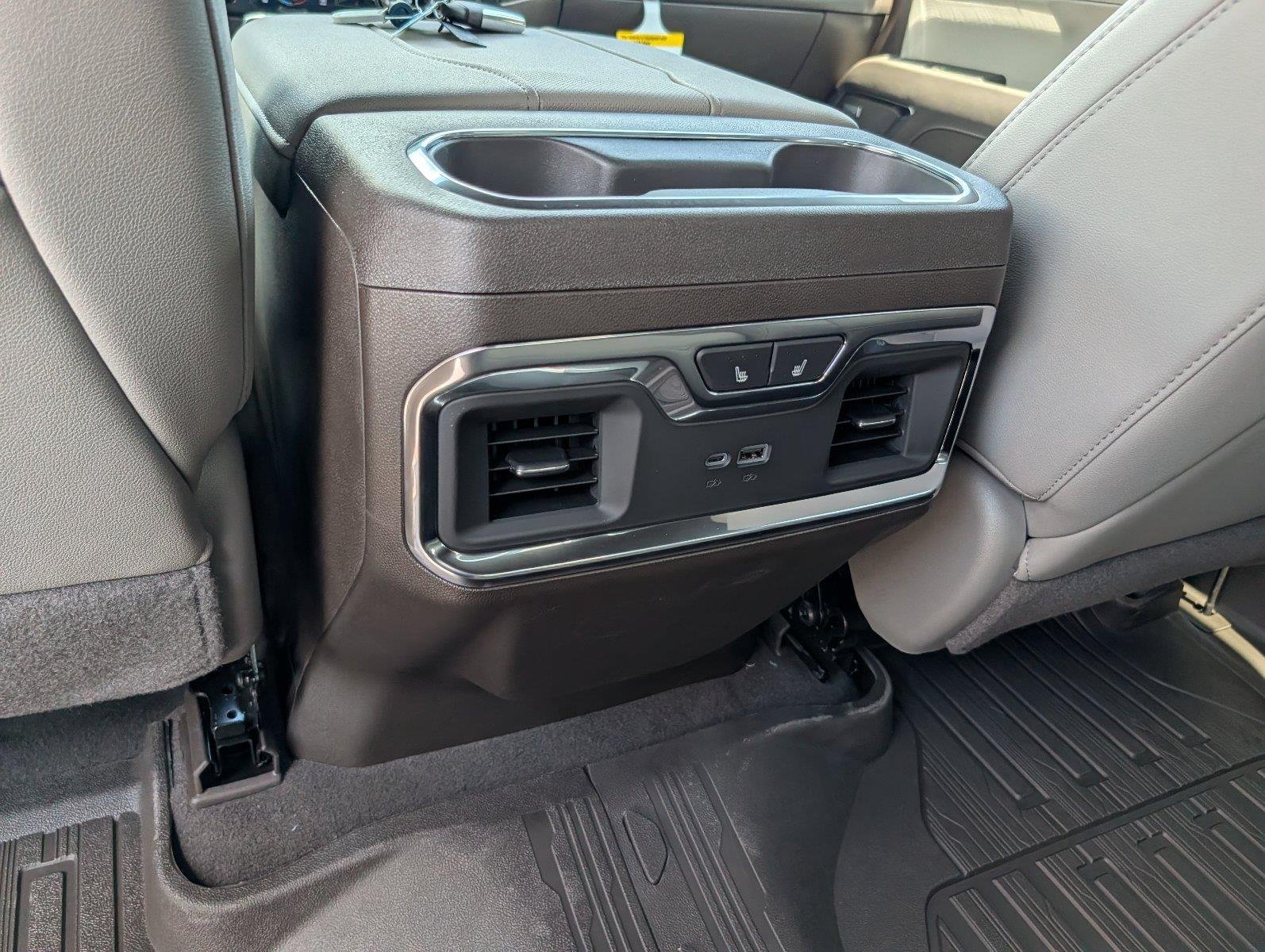 New 2026 Summit White GMC SLT image 32