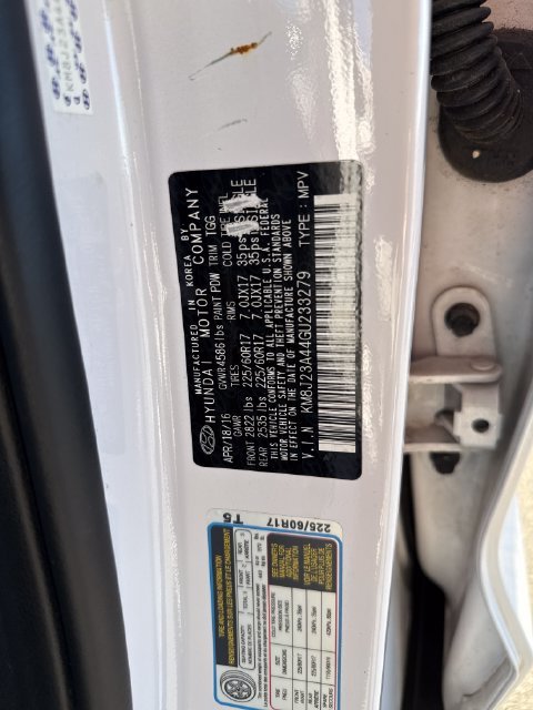 Used 2016 White Hyundai SE image 23