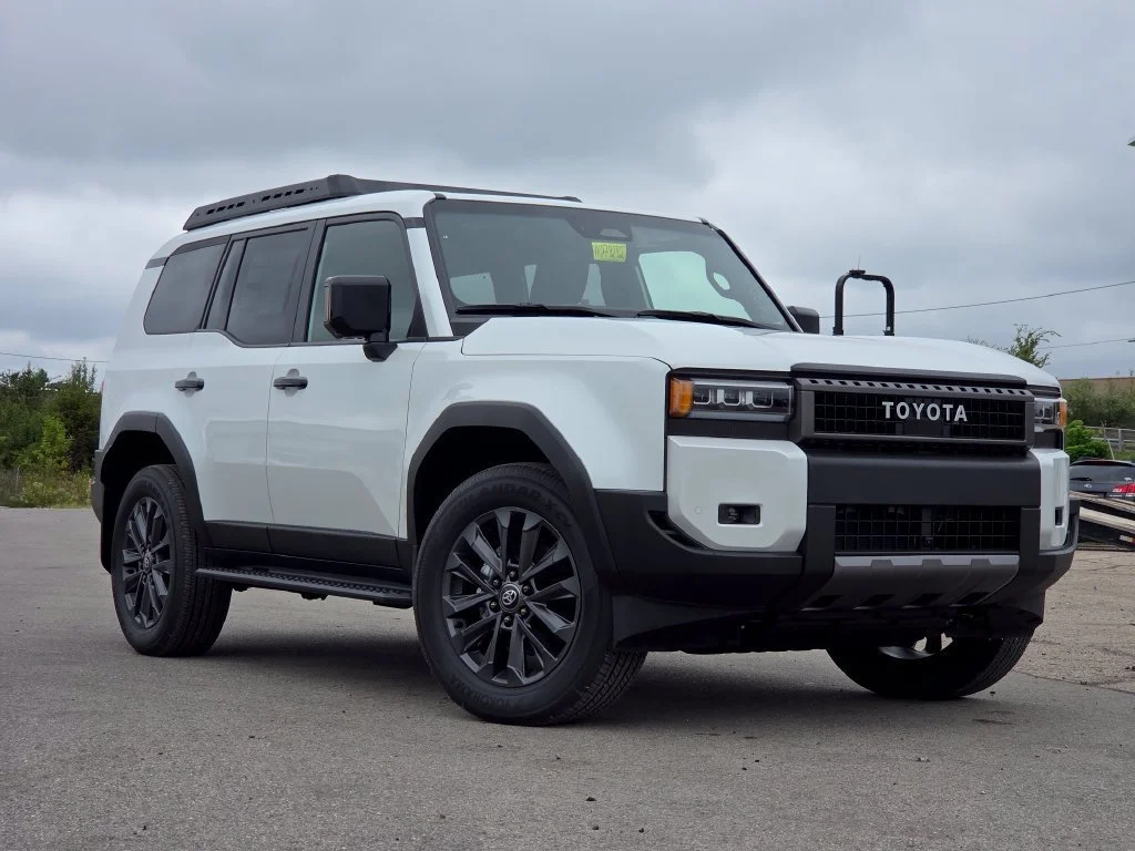 New 2027 Wind Chill Pearl Toyota Base image 2