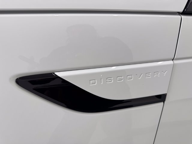 Used 2024 Fuji White Land Rover Dynamic SE image 51