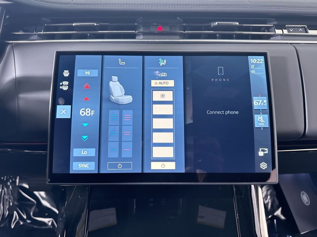 New 2026 Fuji White Land Rover SE image 17