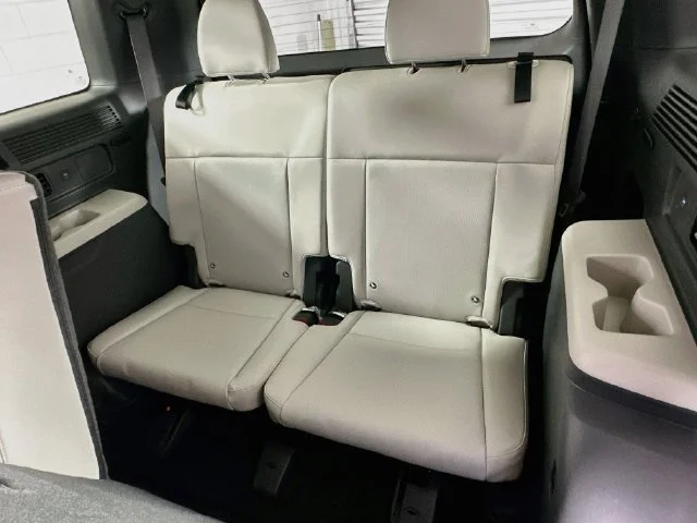 New 2027 White Hyundai SEL image 12