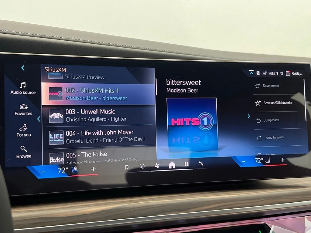 New 2026 Oxide Grey Metallic BMW 760i xDrive image 14