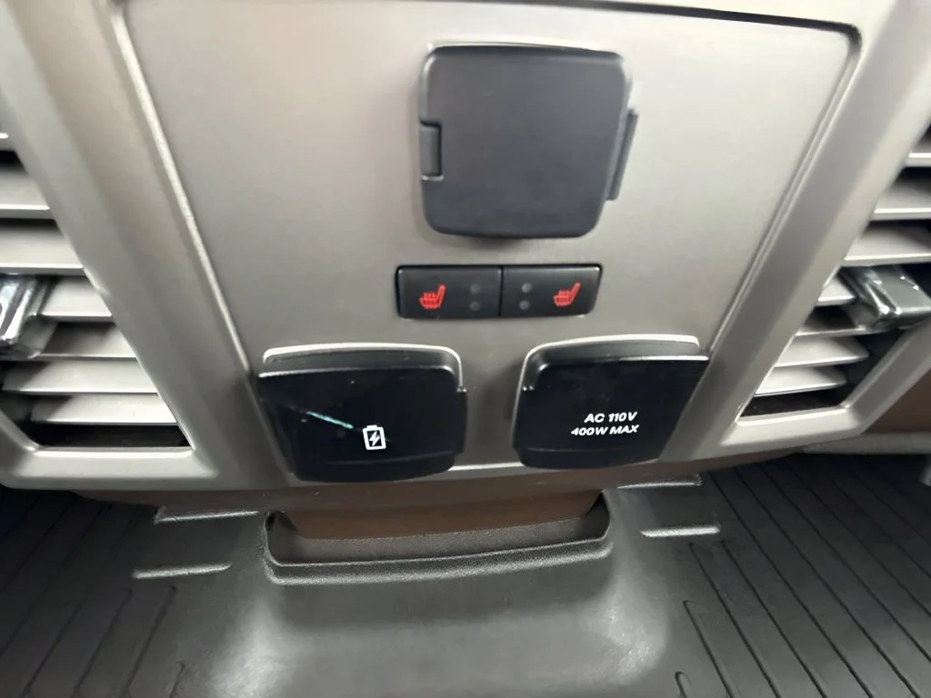 Used 2019 White Ford King Ranch image 12