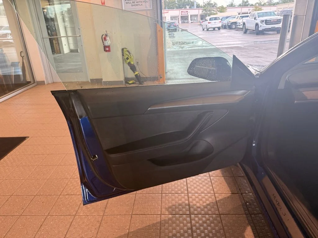 Used 2023 Blue Tesla Base image 11