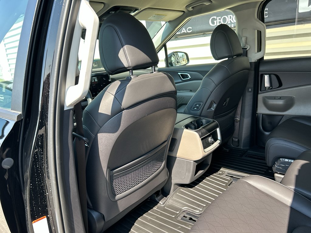 New 2026 Aurora Black Pearl Kia EX image 12