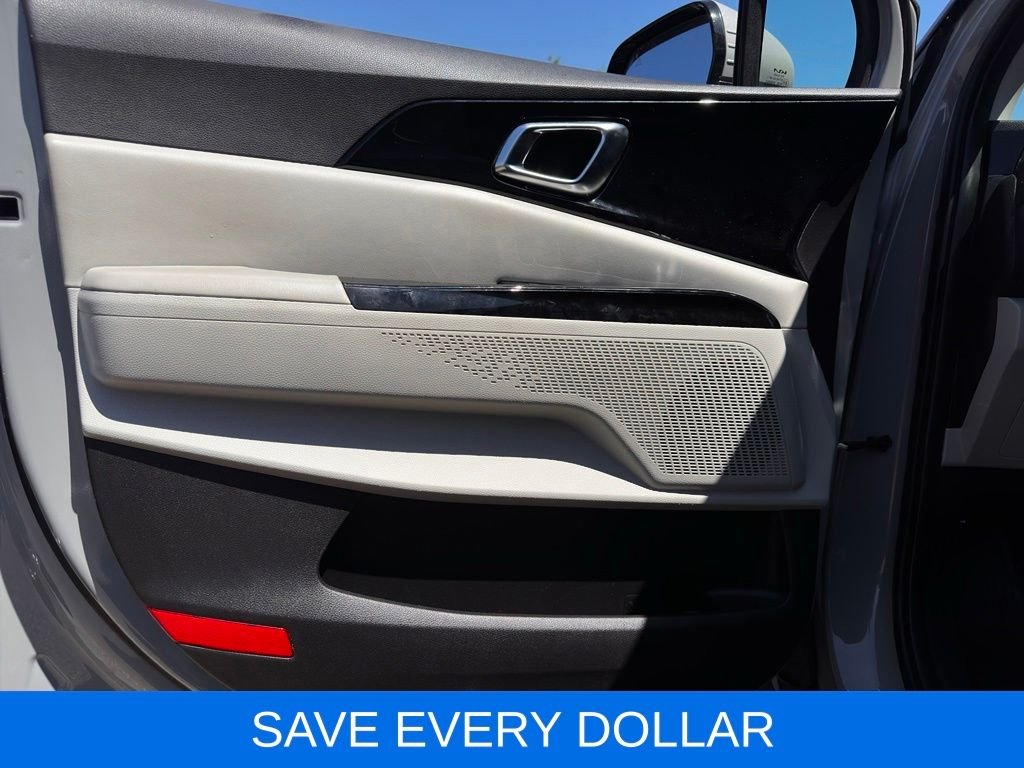 Used 2024 White Kia EX image 7