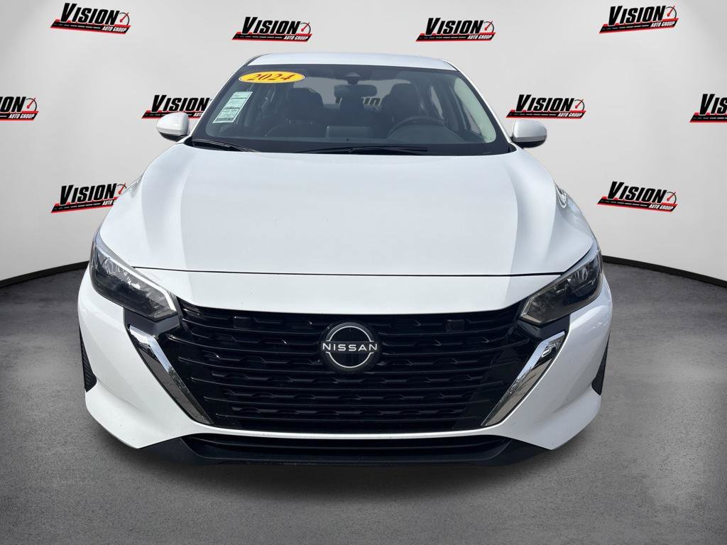 Used 2024 White Nissan SV image 6