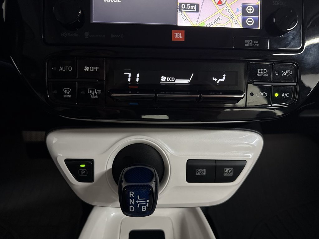 Used 2017 Pearl Toyota Four image 19