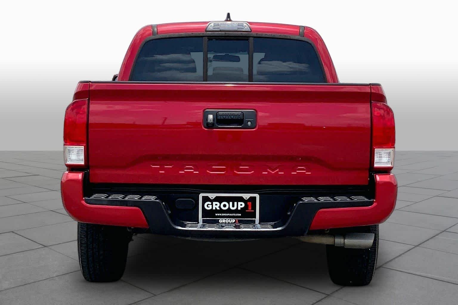 Used 2017 Barcelona Red Metallic Toyota SR image 5