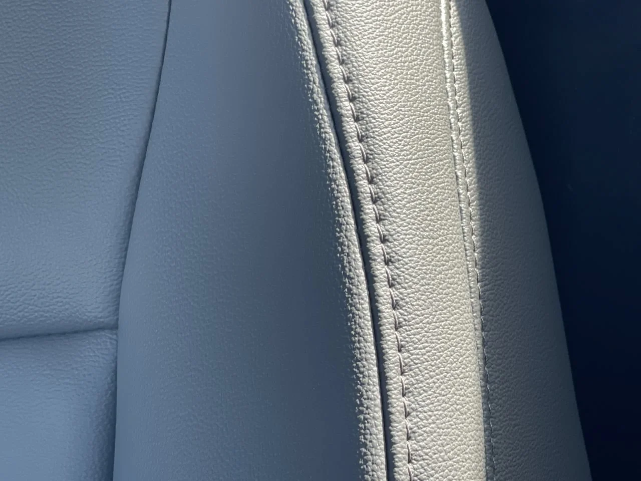 New 2026 Oxford White Ford XL image 24