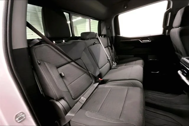 Used 2024 Summit White GMC Elevation image 26
