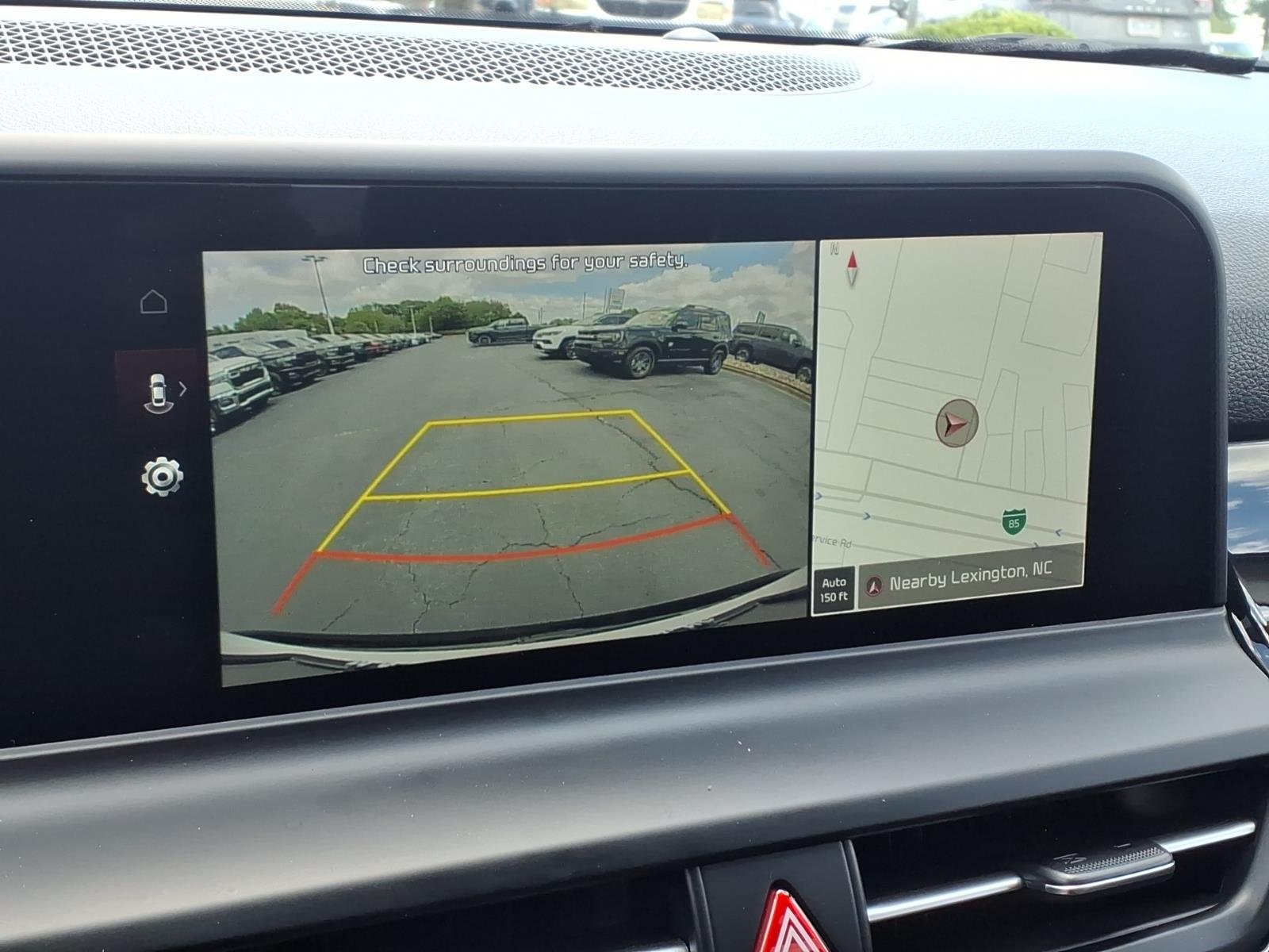 Used 2024 White Kia S image 4