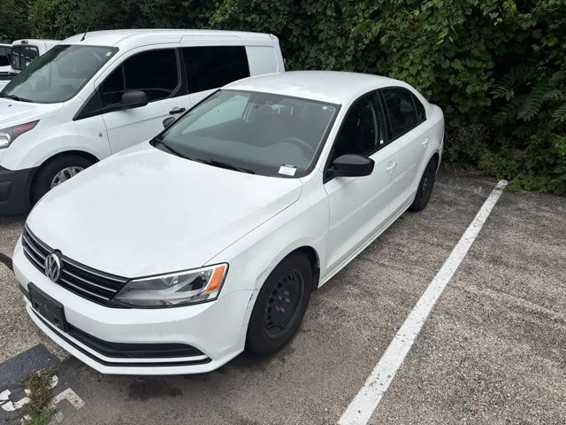 Used 2016 White Volkswagen 1.4T S image 14