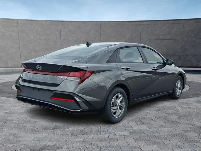 New 2026 Gray Hyundai SE image 7