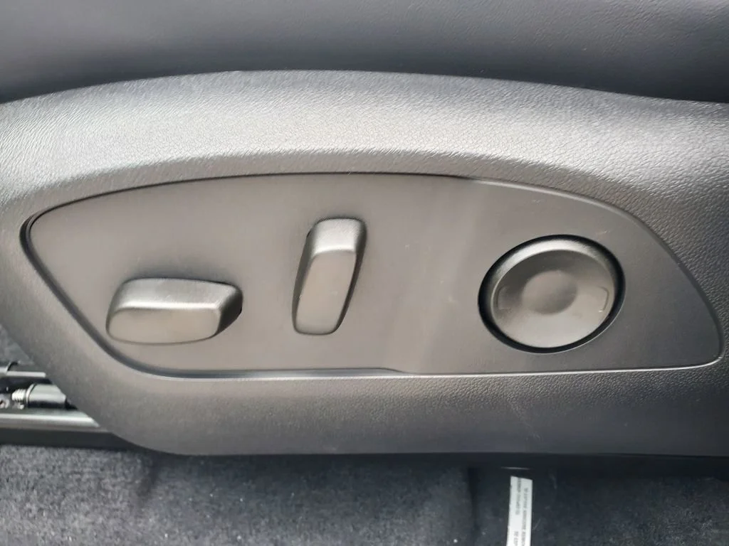 2026 GMC Acadia Elevation - Photo 8