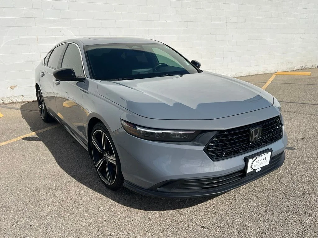 Used 2023 Gray Honda Sport image 9