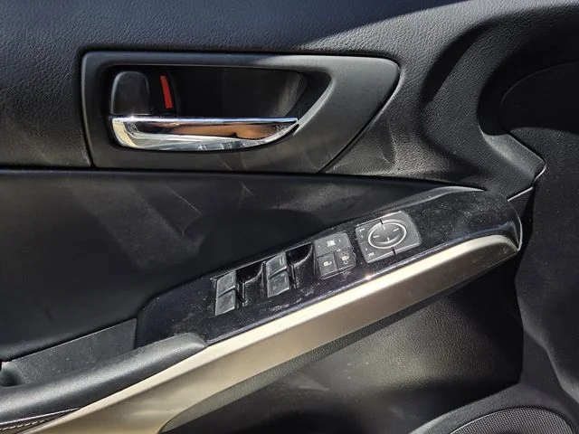 Used 2015 Silver Lexus 250 image 16