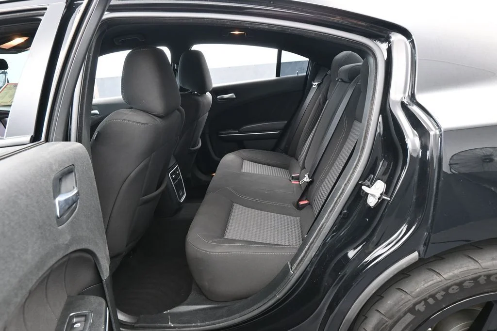 Used 2023 Pitch Black Clearcoat Dodge SXT image 26